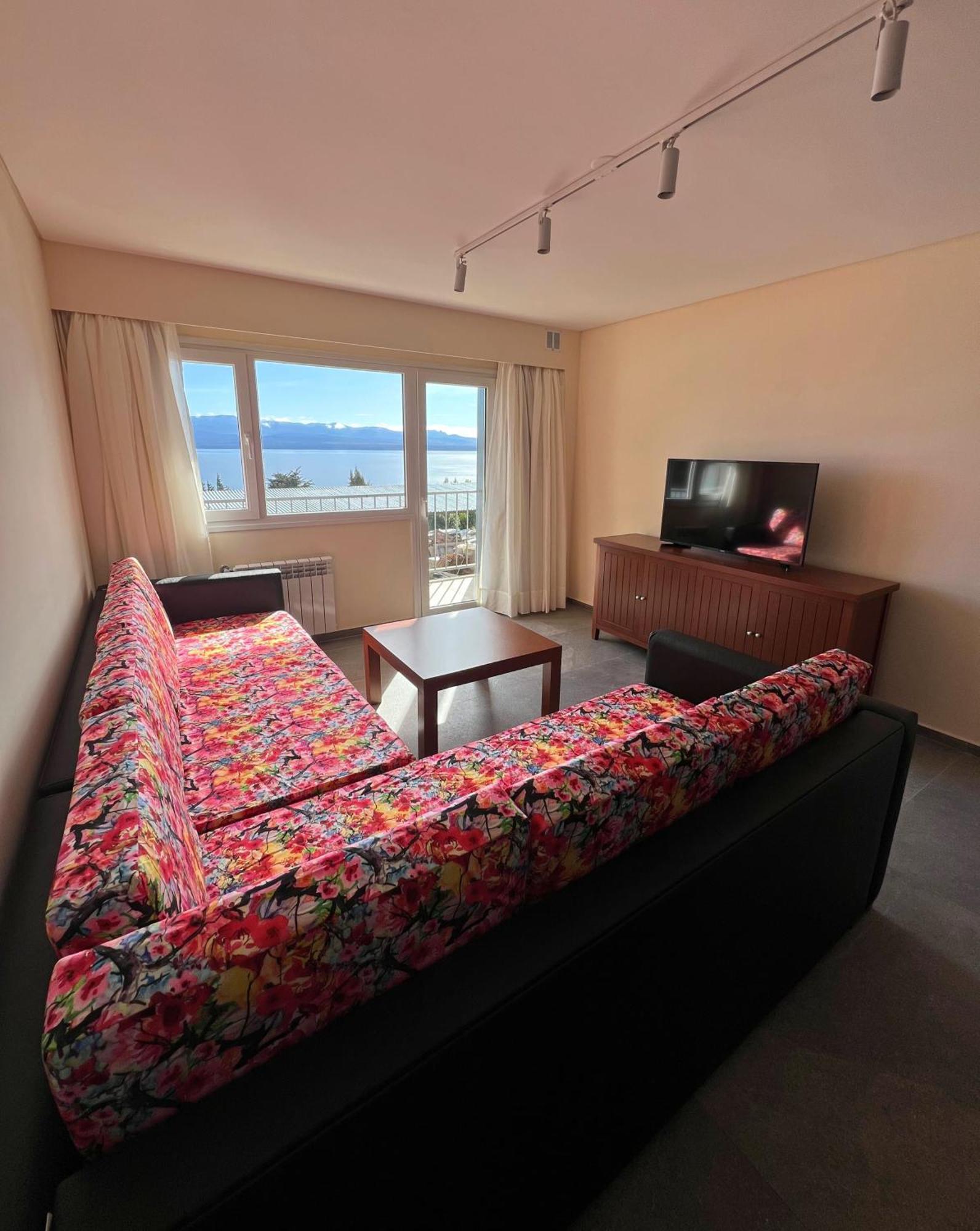 Huinid Pioneros Hotel San Carlos de Bariloche Zimmer foto